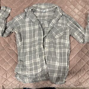 Old Navy Gray Plaid Classic Shirt